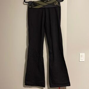 Flare Lululemon leggings yoga pants